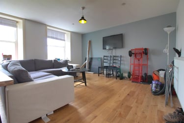 5 bed flat, Belle Grove Terrace, Spital Tongues, Newcastle, NE24LL - Image 1